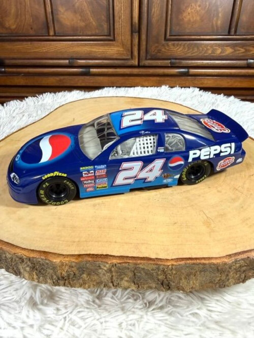 Vintage Hasbro 1999 Jeff Gordon 24 Pepsi 1:24 Scale Stock Car